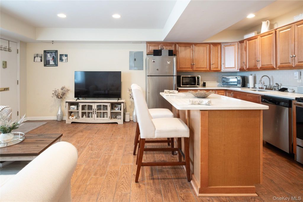 50 West Street A1G, Harrison, NY 10528