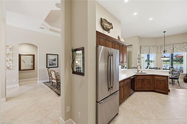 8793 Mustang Island CIR, Naples, FL 34113
