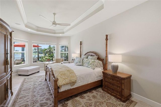 8793 Mustang Island CIR, Naples, FL 34113