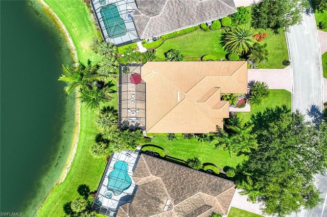 8793 Mustang Island CIR, Naples, FL 34113