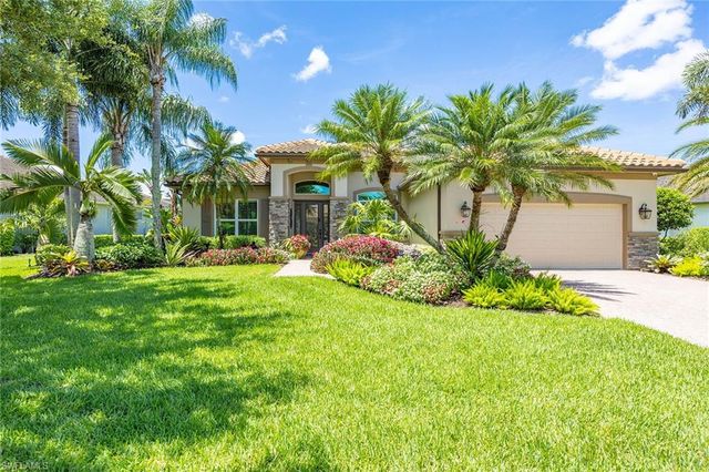 8793 Mustang Island CIR, Naples, FL 34113