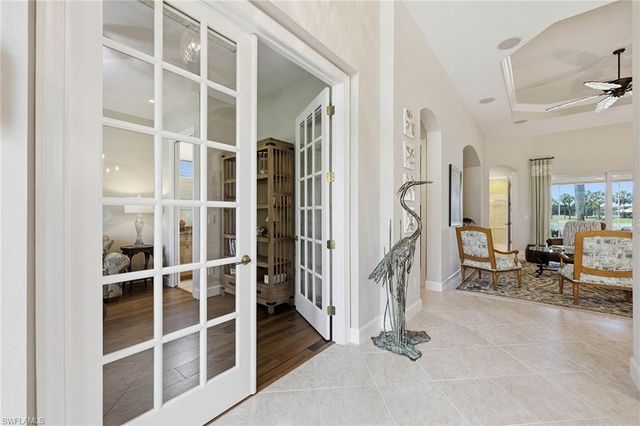 8793 Mustang Island CIR, Naples, FL 34113