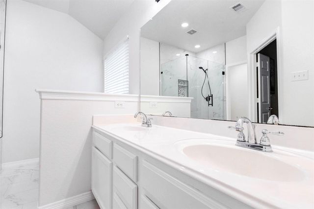 7039 Primrose Road, Baytown, TX 77521