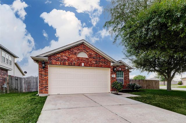 7039 Primrose Road, Baytown, TX 77521
