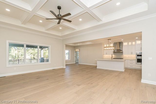 53242 Eastbourne Drive, Shelby Charter Township, MI 48316