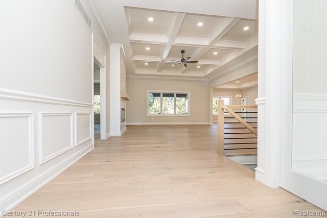 53242 Eastbourne Drive, Shelby Charter Township, MI 48316