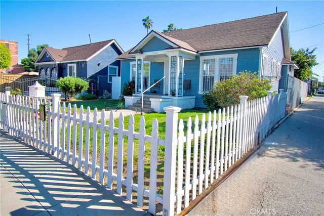 1010 69th St., Los Angeles, CA 90044