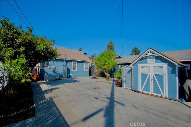 1010 69th St., Los Angeles, CA 90044