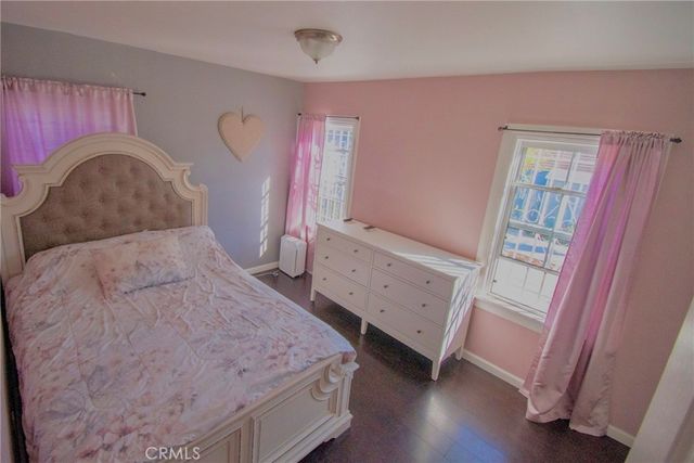 1010 69th St., Los Angeles, CA 90044