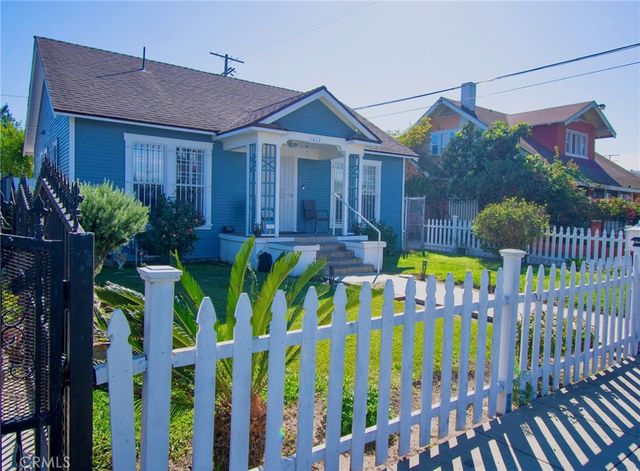 1010 69th St., Los Angeles, CA 90044