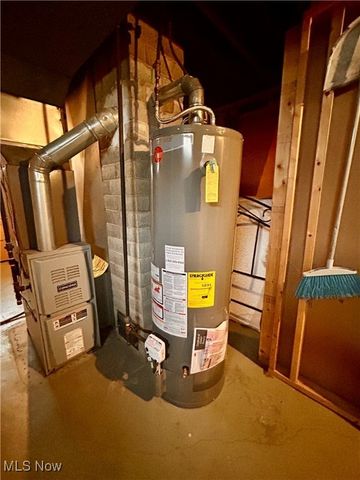 3819 Huntmere Avenue, Austintown, OH 44515