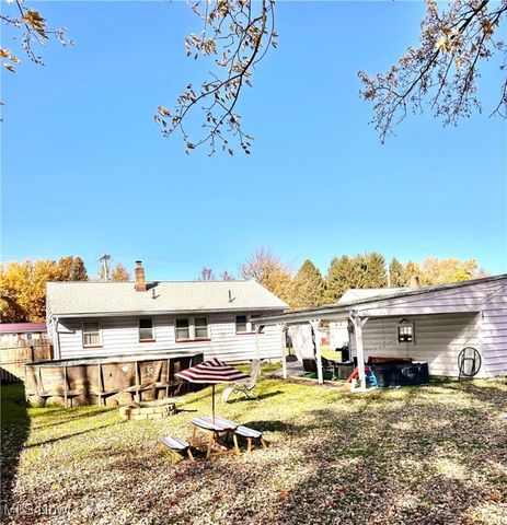 3819 Huntmere Avenue, Austintown, OH 44515