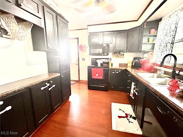 3819 Huntmere Avenue, Austintown, OH 44515