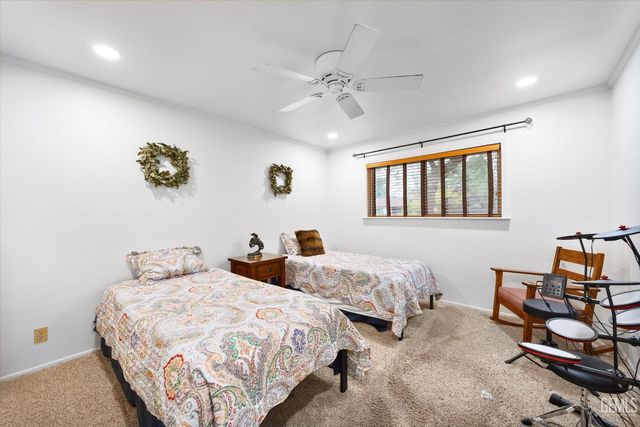 7008 Hooper Avenue, Bakersfield, CA 93308