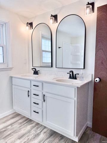 3508 S Beacon Street, Muncie, IN 47302