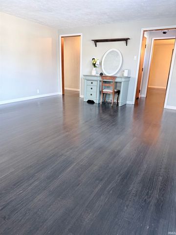 3508 S Beacon Street, Muncie, IN 47302