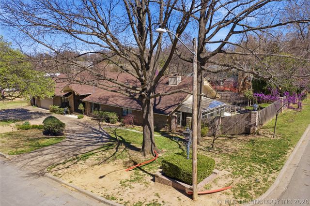 6271 S Jamestown Avenue, Tulsa, OK 74136