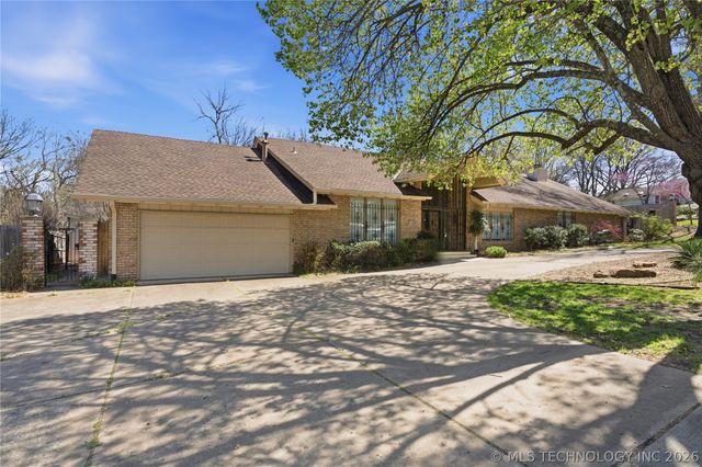 6271 S Jamestown Avenue, Tulsa, OK 74136