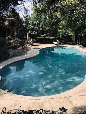 6271 S Jamestown Avenue, Tulsa, OK 74136