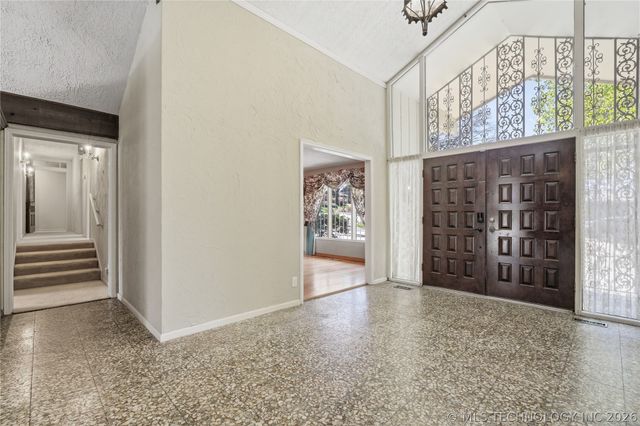 6271 S Jamestown Avenue, Tulsa, OK 74136