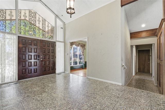 6271 S Jamestown Avenue, Tulsa, OK 74136