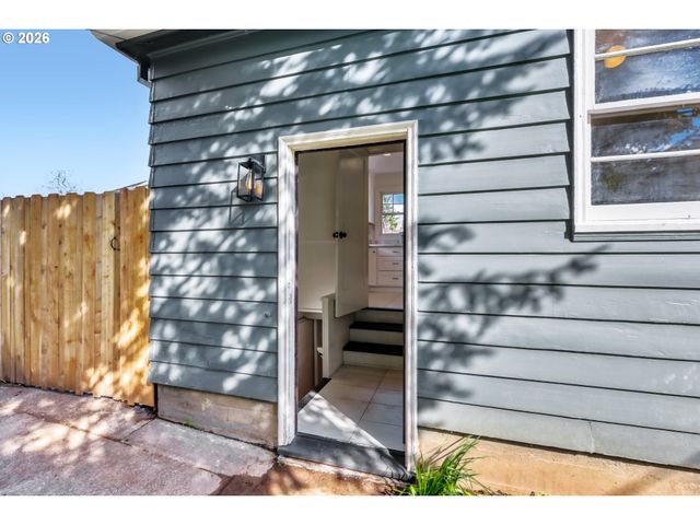 4305 Ne 77TH Ave, Portland, OR 97218