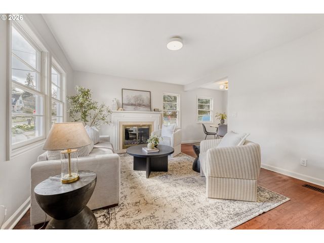 4305 Ne 77TH Ave, Portland, OR 97218