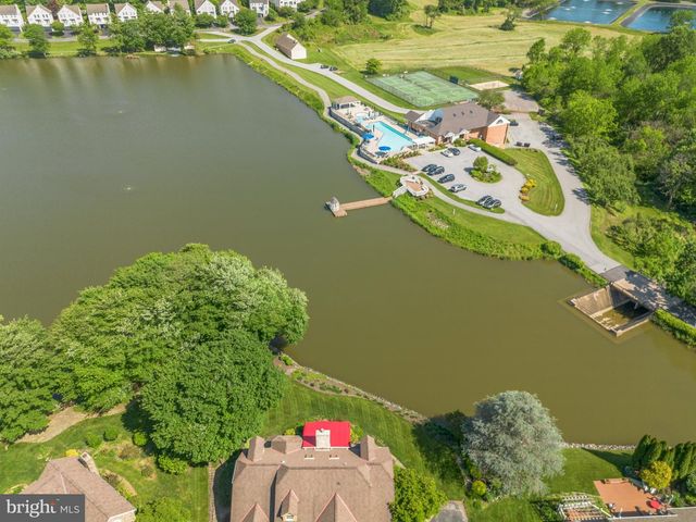 10 W SHORE CT, Landenberg, PA 19350