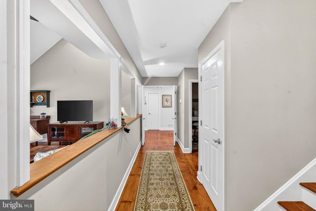 10 W SHORE CT, Landenberg, PA 19350