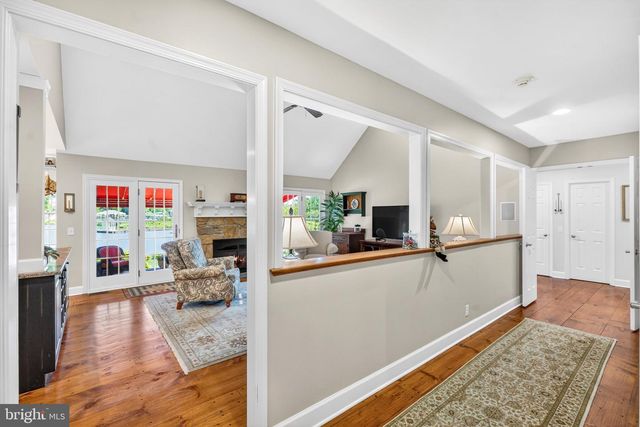 10 W SHORE CT, Landenberg, PA 19350