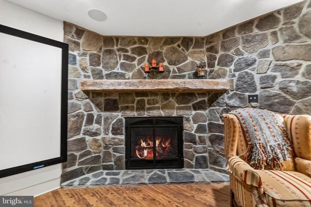 10 W SHORE CT, Landenberg, PA 19350