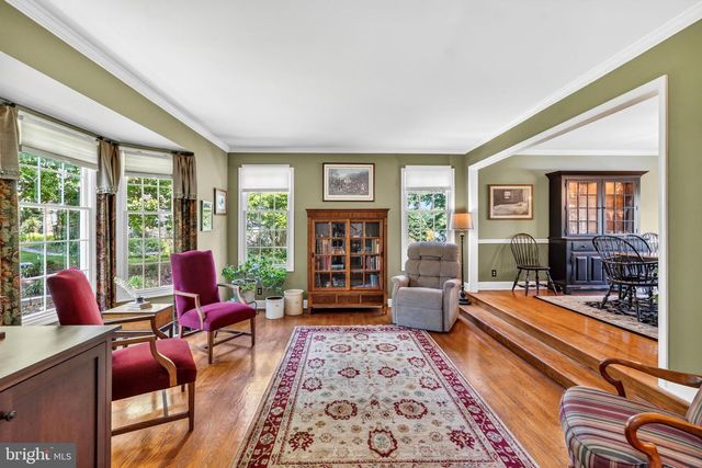 10 W SHORE CT, Landenberg, PA 19350