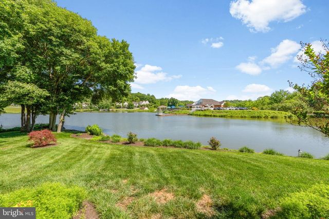 10 W SHORE CT, Landenberg, PA 19350