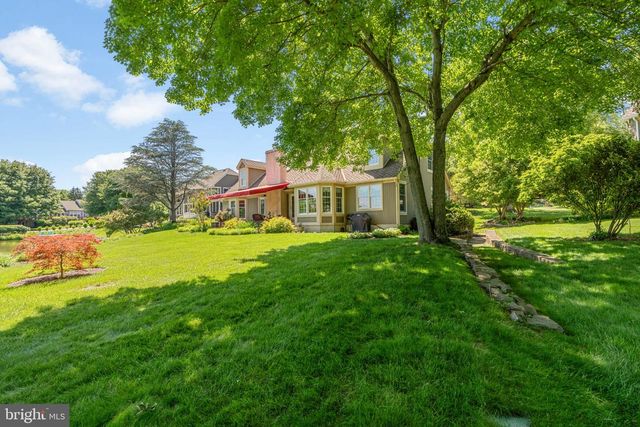 10 W SHORE CT, Landenberg, PA 19350