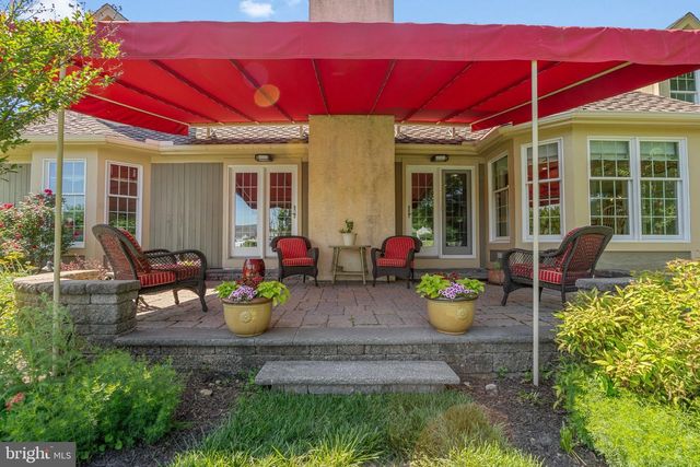 10 W SHORE CT, Landenberg, PA 19350