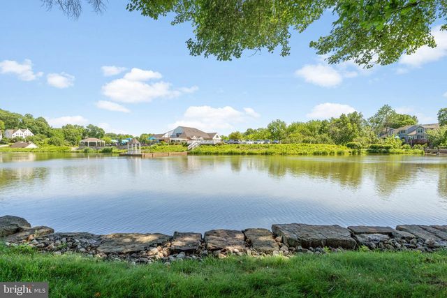 10 W SHORE CT, Landenberg, PA 19350