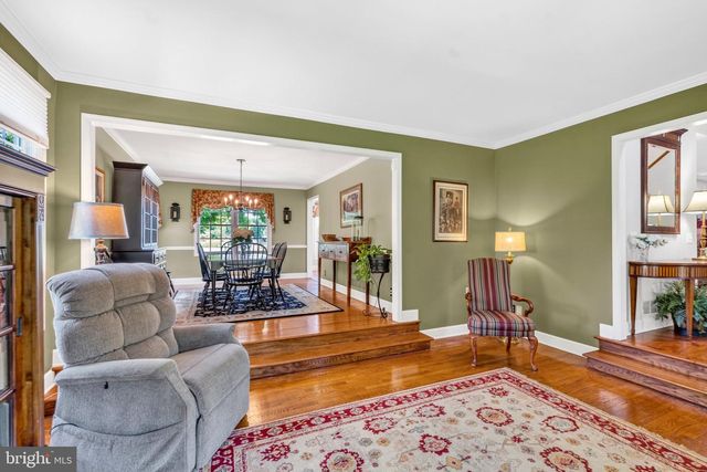 10 W SHORE CT, Landenberg, PA 19350