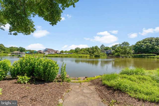 10 W SHORE CT, Landenberg, PA 19350
