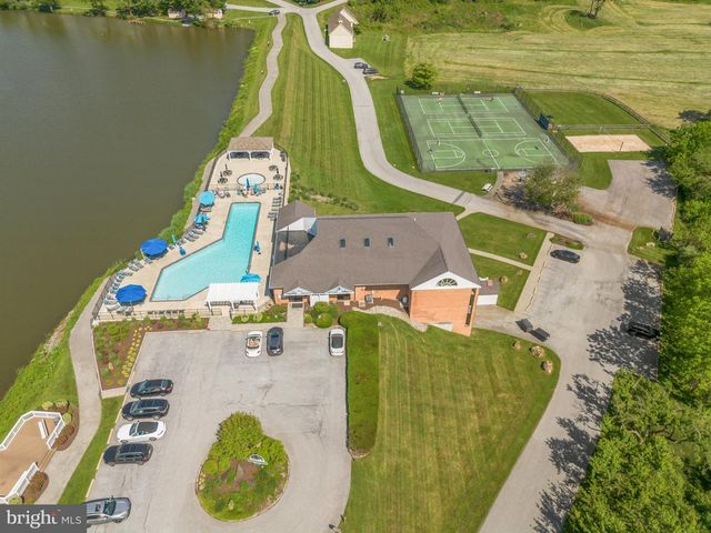 10 W SHORE CT, Landenberg, PA 19350