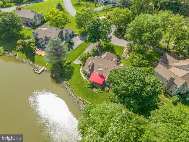 10 W SHORE CT, Landenberg, PA 19350