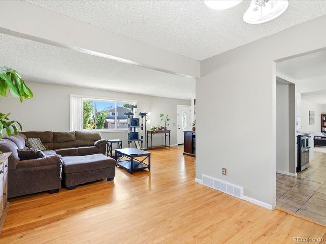 4391 S Estes Street, Littleton, CO 80123