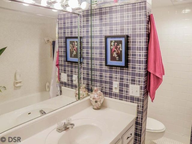 950 Ponce De Leon Road 309, Boca Raton, FL 33432