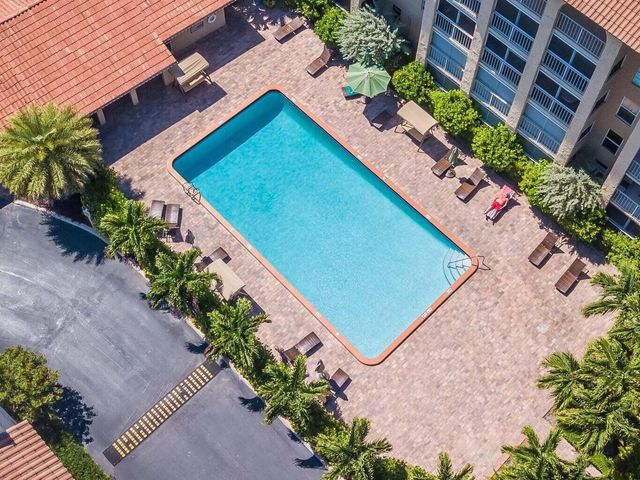 950 Ponce De Leon Road 309, Boca Raton, FL 33432