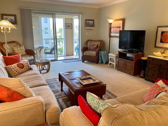 950 Ponce De Leon Road 309, Boca Raton, FL 33432