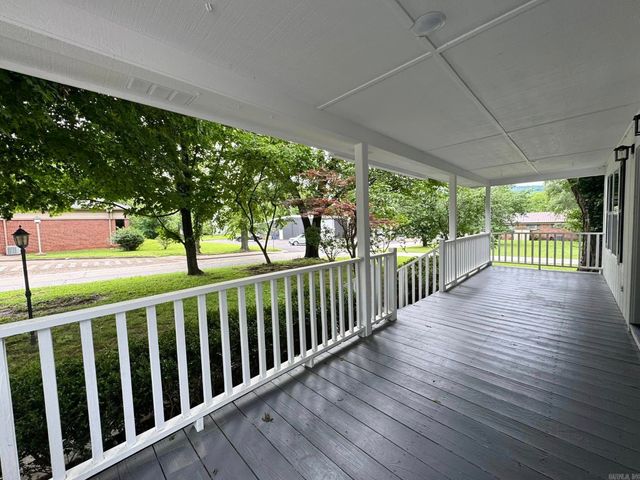 118 Lancaster, Mountain View, AR 72560