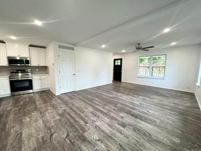 118 Lancaster, Mountain View, AR 72560