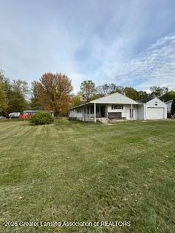 613 S Main Street, Ovid, MI 48866