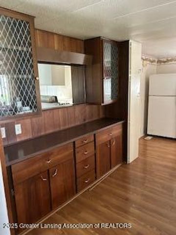 613 S Main Street, Ovid, MI 48866