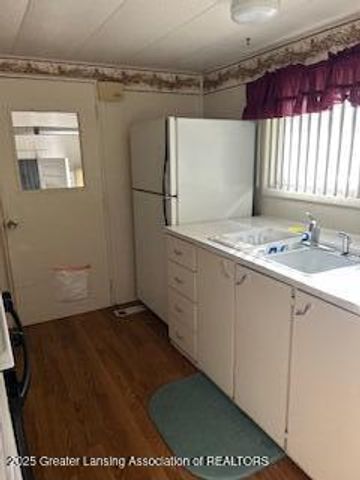 613 S Main Street, Ovid, MI 48866