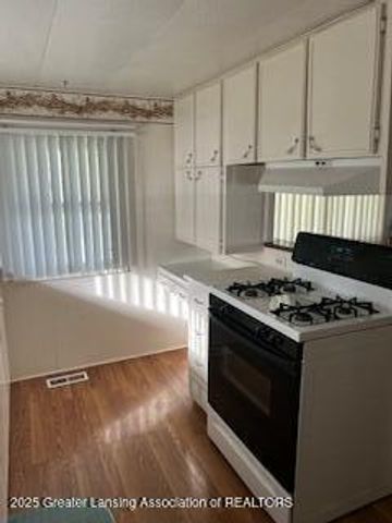 613 S Main Street, Ovid, MI 48866